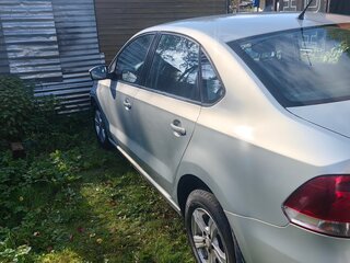 2011 Volkswagen Polo V, золотистый, 650000 рублей, вид 2