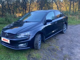 2017 Volkswagen Polo V Рестайлинг, чёрный, 1100000 рублей, вид 1