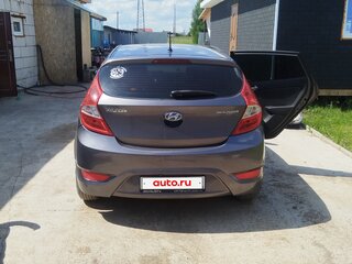 2013 Hyundai Solaris I, чёрный, 650000 рублей, вид 3