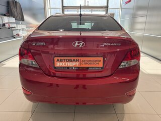 2011 Hyundai Solaris I, красный, 549000 рублей, вид 5
