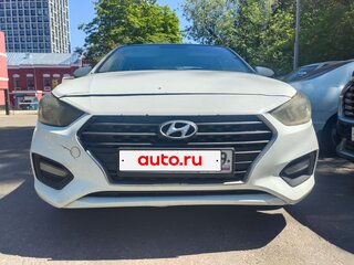 2018 Hyundai Solaris II, белый, 610000 рублей, вид 2