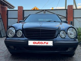 2000 Mercedes-Benz E-Класс 320 II (W210, S210) Рестайлинг, синий, 680000 рублей, вид 4