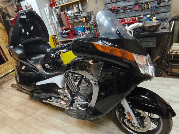 2011 Victory Vision Tour, чёрный, 660000 рублей - вид 8