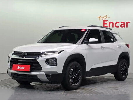 2022 Chevrolet TrailBlazer III, серый, 1950000 рублей, вид 1