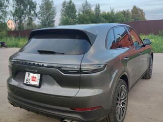 2018 Porsche Cayenne S III, серый, 6500000 рублей, вид 4