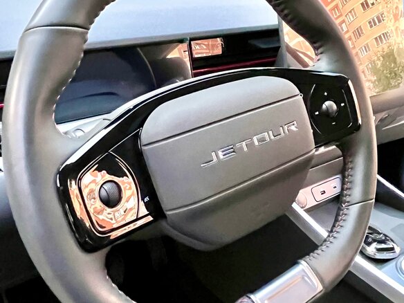 2026 Jetour Dashing I, серый, 2225000 рублей - вид 13