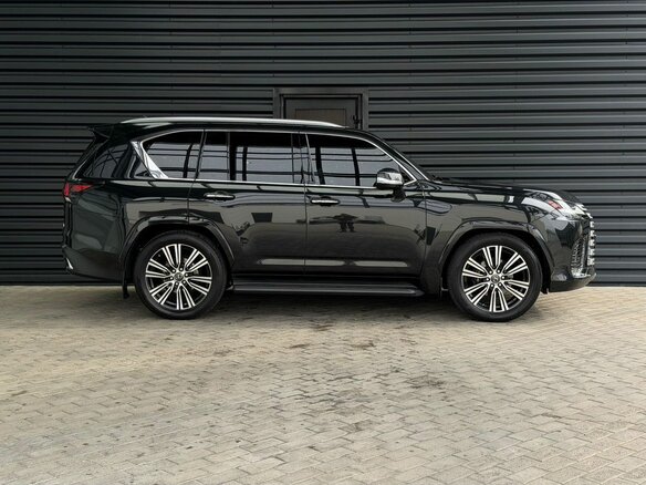 2022 Lexus LX 500d IV, чёрный, 15490000 рублей - вид 5
