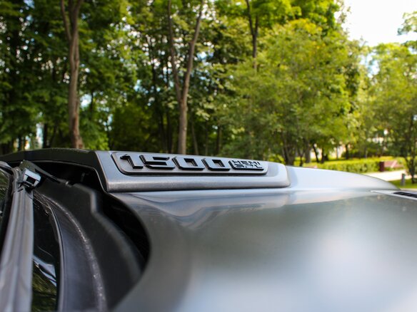 2023 Ram 1500 Crew Cab V, чёрный, 7700000 рублей - вид 19