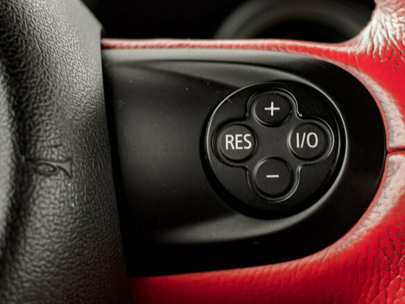 2012 Mini Hatch Cooper II (R56) Рестайлинг, красный, 1000000 рублей - вид 11