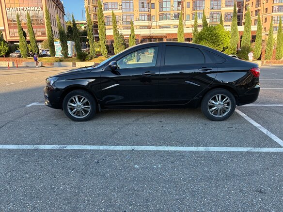 2016 Lada (ВАЗ) Vesta I, чёрный, 930000 рублей - вид 5
