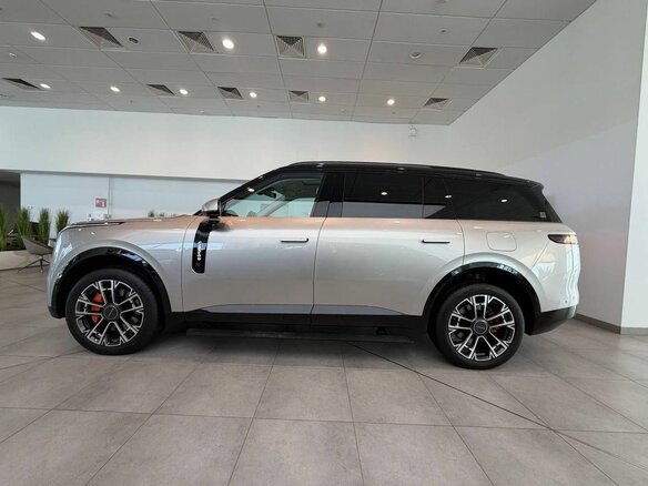 2026 Lynk & Co 900, серебристый, 9100000 рублей - вид 3
