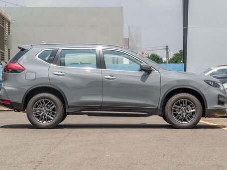 2026 Nissan X-Trail III Рестайлинг 2, серебристый, 2390000 рублей, вид 4