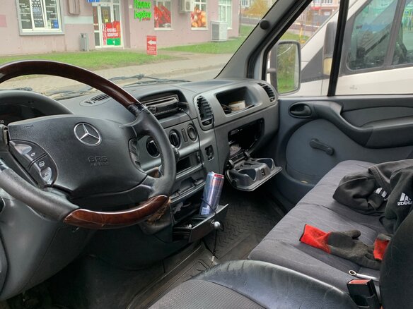2001 Mercedes-Benz Sprinter, белый, 450000 рублей