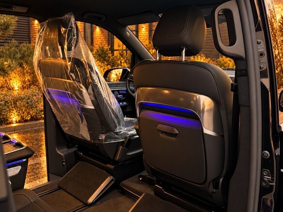 2026 Mercedes-Benz V-Класс Extra Long 300 d экстра длинный III (W447) Рестайлинг 2, чёрный, 13990000 рублей - вид 15