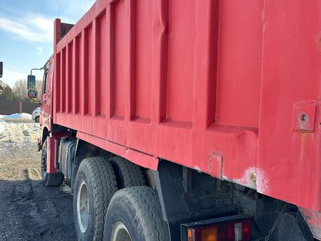 2007 Sinotruk Howo A5, красный, 1550000 рублей, вид 5