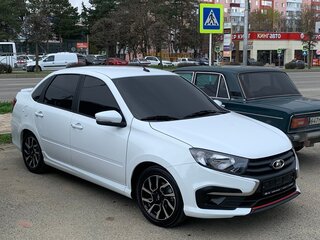 2024 Lada (ВАЗ) Granta Sportline I Рестайлинг, белый, 1000000 рублей, вид 3