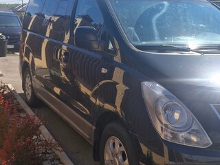 2010 Hyundai H-1 II, чёрный, 1400000 рублей, вид 2