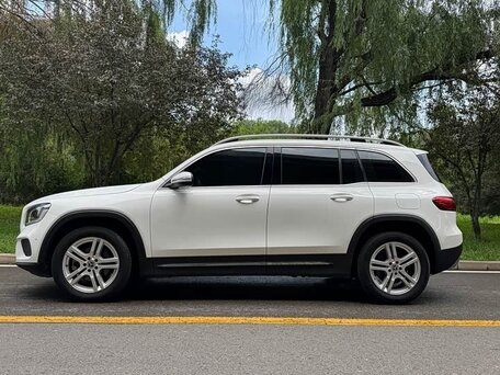 2022 Mercedes-Benz GLB 180 I (X247), белый, 2200000 рублей, вид 2
