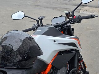 2020 KTM 890 Duke R, белый, 750000 рублей, вид 4