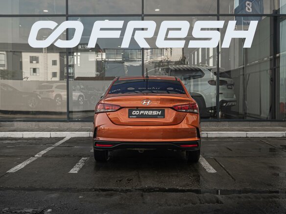 2021 Hyundai Solaris II Рестайлинг, оранжевый, 1445000 рублей - вид 3