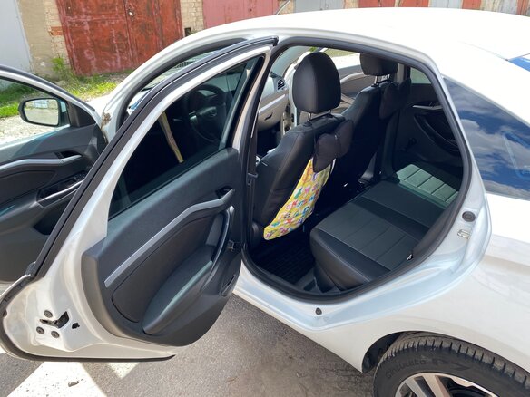 2018 Lada (ВАЗ) Vesta I, белый, 850000 рублей - вид 16