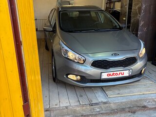 2015 Kia Ceed II, серебристый, 1350000 рублей, вид 2