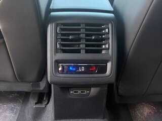 2022 Volkswagen Golf VIII, синий, 1800000 рублей, вид 5