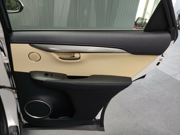 2015 Lexus NX 200t I, белый, 2869000 рублей - вид 15