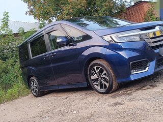 2019 Honda Stepwgn Spada V Рестайлинг, синий, 2350000 рублей, вид 3