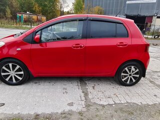 2008 Toyota Yaris Multimode II, красный, 680000 рублей, вид 3