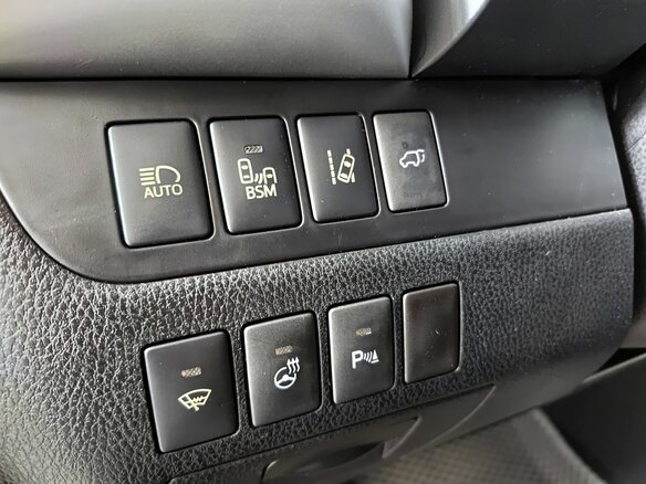 2014 Toyota Highlander III (XU50), коричневый, 2312000 рублей - вид 20