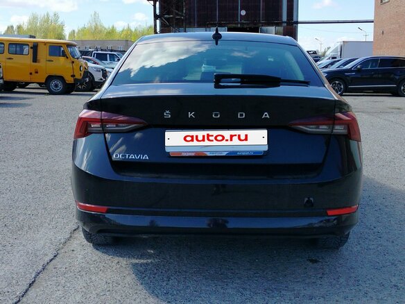 2021 Skoda Octavia IV (A8), чёрный, 2310000 рублей - вид 5