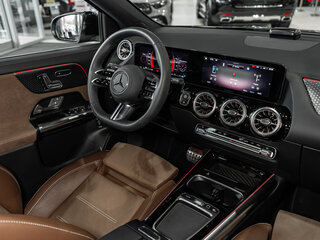 2025 Mercedes-Benz GLA 250 II (H247) Рестайлинг, чёрный, 6937000 рублей, вид 2