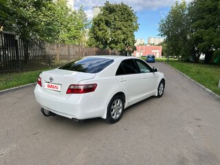 2009 Toyota Camry VI (XV40) Рестайлинг, белый, 1300000 рублей, вид 3