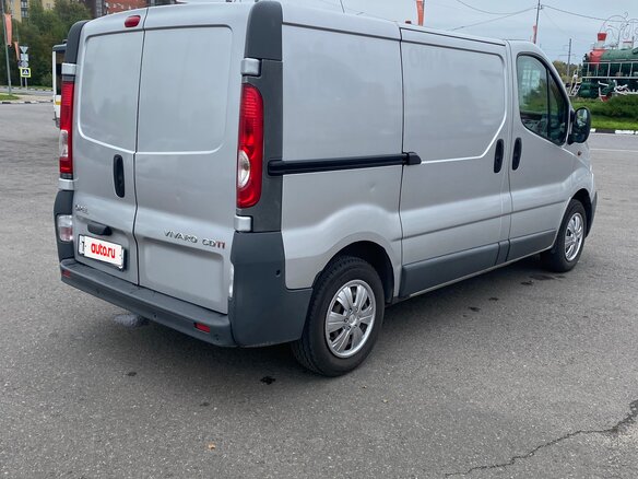 2006 Opel Vivaro, серебристый, 880000 рублей - вид 16