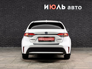 2022 Toyota Corolla XII (E210), белый, 2190000 рублей, вид 5