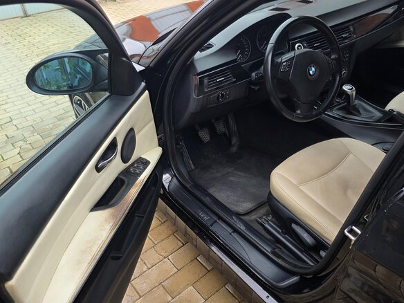2007 BMW 3 серии 318i V (E90/E91/E92/E93), чёрный, 750000 рублей - вид 11