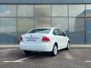 2013 Volkswagen Polo V, белый, 590000 рублей, вид 4