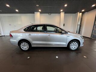 2019 Volkswagen Polo V Рестайлинг, серый, 1195000 рублей, вид 2