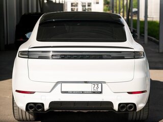 2023 Porsche Cayenne III Рестайлинг, белый, 12700000 рублей, вид 3