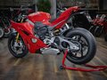 2026 Ducati Panigale V4, красный, 3790000 рублей - вид 3