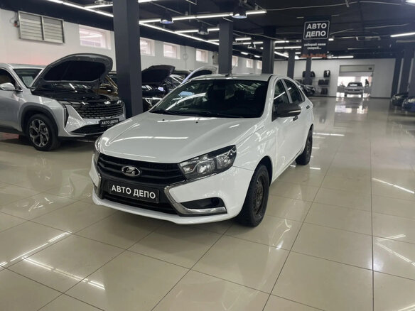 2017 Lada (ВАЗ) Vesta I, белый, 510000 рублей