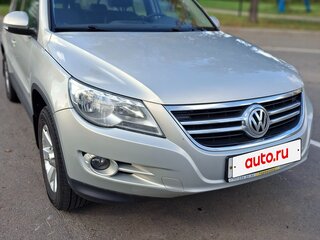 2011 Volkswagen Tiguan I, серебристый, 970000 рублей, вид 2