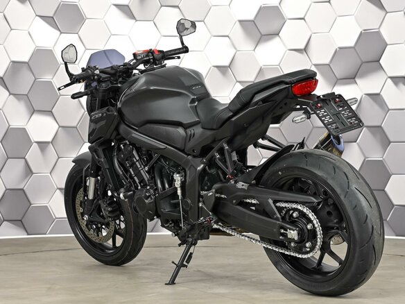 2024 Honda CB 650R, чёрный - вид 7