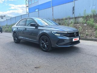 2021 Volkswagen Polo VI, серый, 1600000 рублей, вид 3