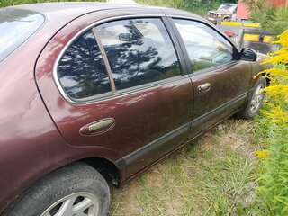 1997 Nissan Maxima IV (A32), пурпурный, 120000 рублей, вид 2