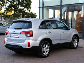 2016 Kia Sorento II Рестайлинг, серебристый, 1849000 рублей, вид 4
