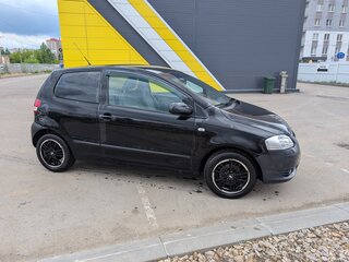 2009 Volkswagen Fox II, чёрный, 400000 рублей, вид 2