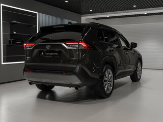 2020 Toyota RAV4 V (XA50), коричневый, 3680000 рублей, вид 5