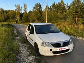 2009 Renault Logan I, белый, 120000 рублей, вид 1